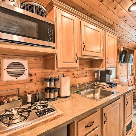 Beautiful New Bern Studio Cabin With Fire Pit! Exterior photo