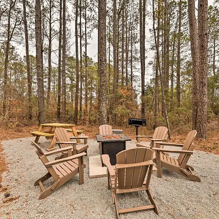 Beautiful New Bern Studio Cabin With Fire Pit! Exterior photo