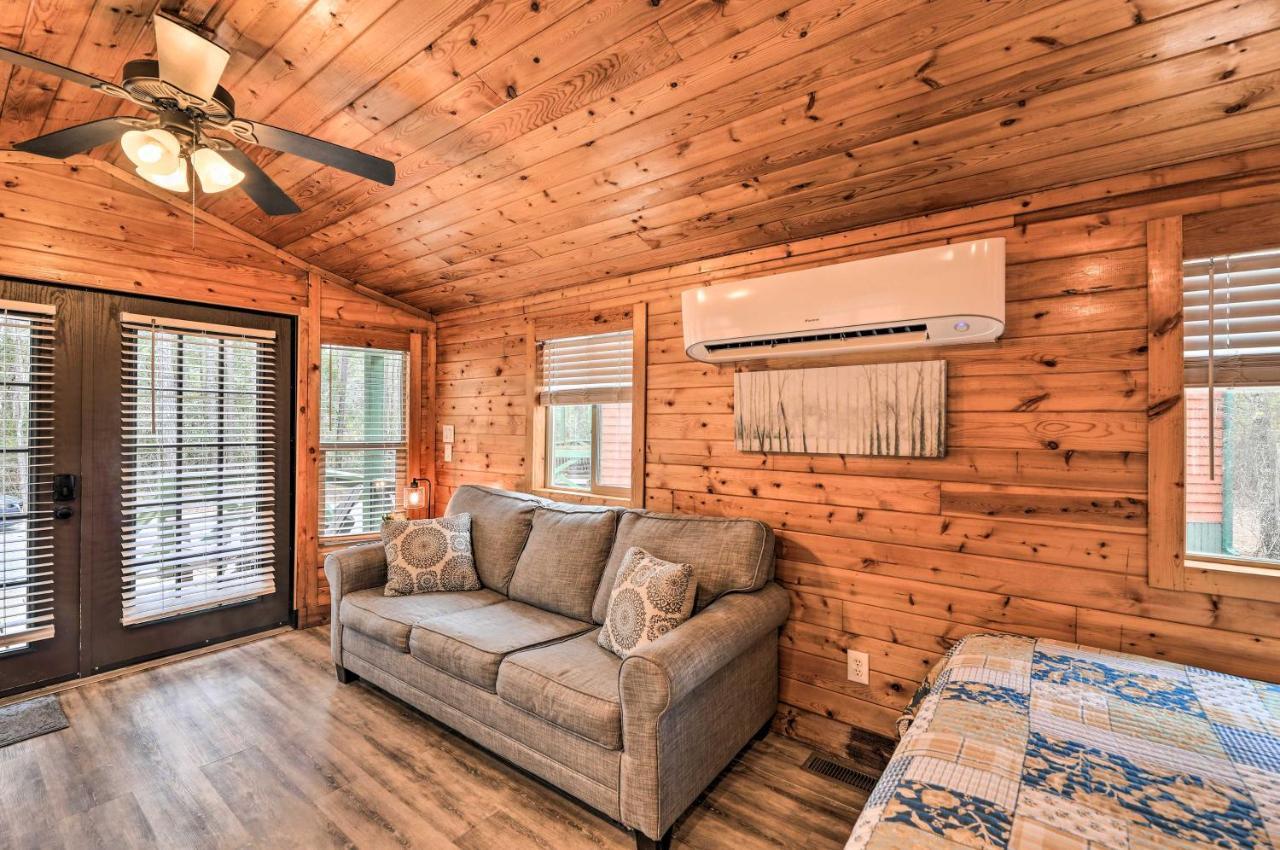 Beautiful With Fire Pit! Apartment New Bern
